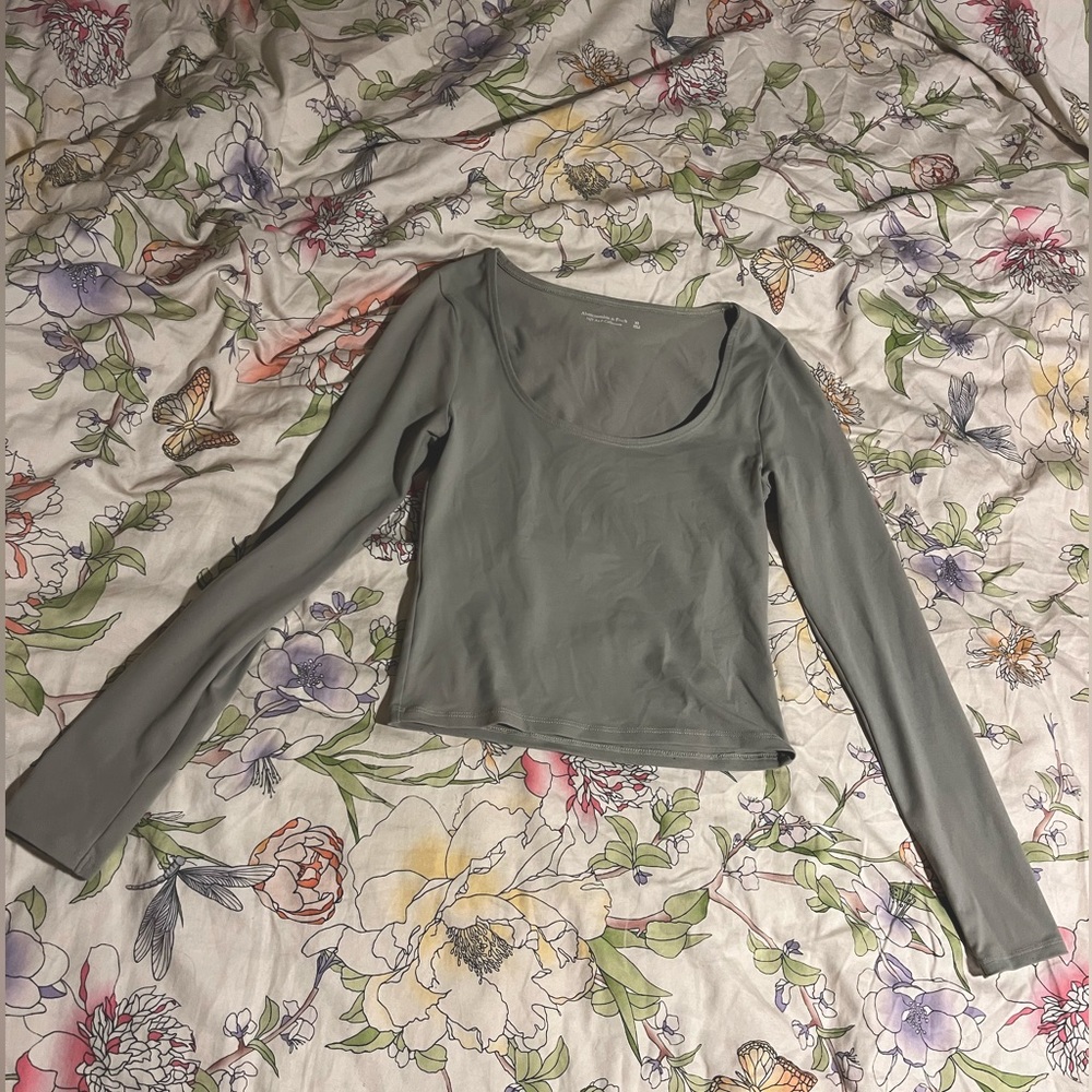 Sage long sleeve XS
